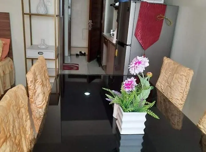 Horizons 101 Condominium Mango Avenue,